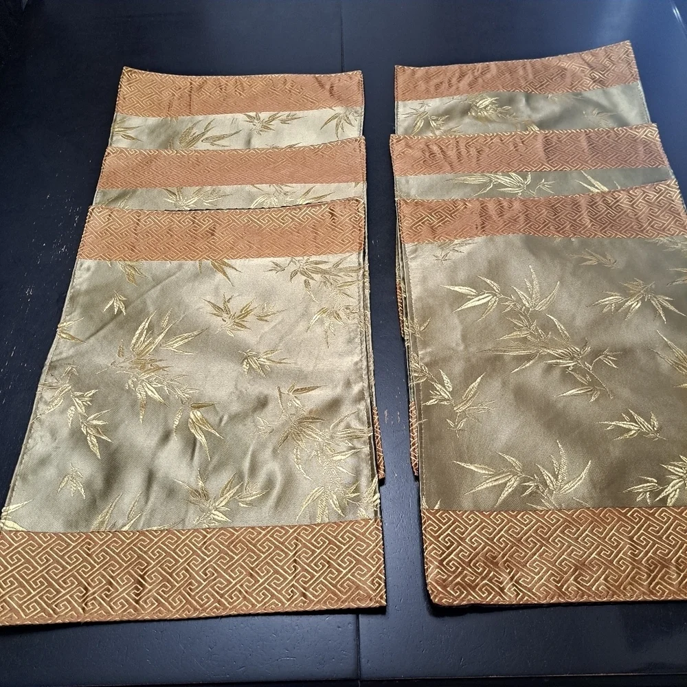 Vintage Silk Jaquard Asian Inspired Table Runner & Six Matching Place Mats